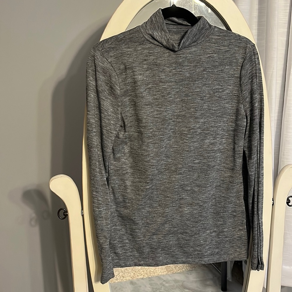 Gray lightweight turtleneck